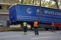 LKW verliert Auflieger Koeln Boltensternstr Pasteurstr P1959